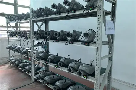 FP All In One Solar Street Light Charging Test