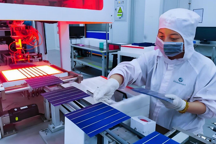 Solar Panel Center2